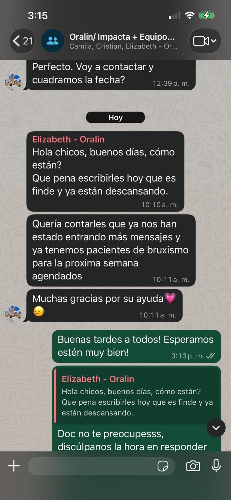 Captura de WhatsApp: Elizabeth de Oralin cuenta que ya tienen pacientes de bruxismo agendados para la próxima semana.